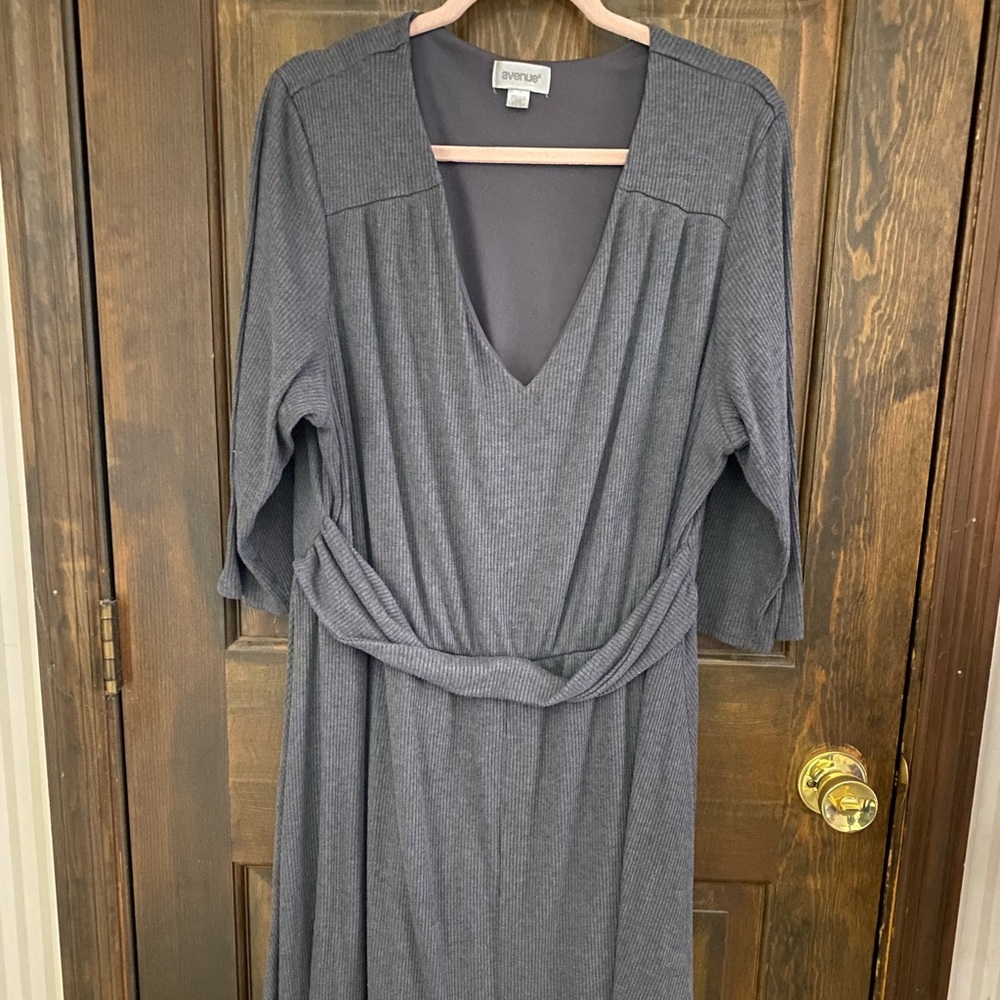 Avenue dress